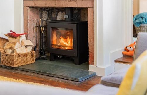 Thornthwaite House | 3 Bed in Thornthwaite SZ575