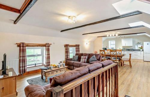 Bishop Auckland House | 3 Bed in Wolsingham 94198