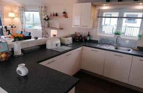 Eyemouth House | 3-Bed Lodge with SeaView-Fireplace-Garden-FreeP