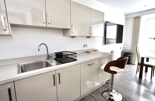 Newham House | 3 Bed Luxury House Beckton London