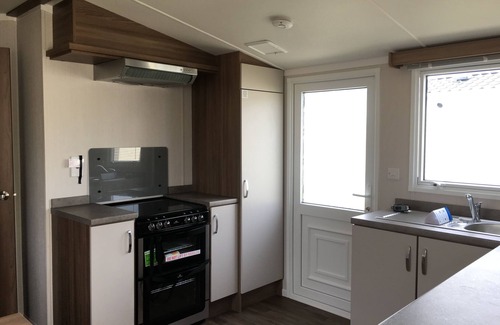 Christchurch Cabin | 3 Bed Luxury Mobile Home Hoburne Park Christchurch