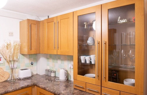 Nottingham House | 3 Bed - Near Tram stop - NG2