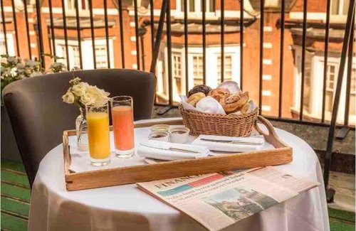 Knightsbridge Apartment | 3 Bed Penthouse Apartment Next To Harrods.