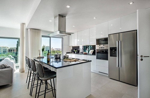Correeira House | 3 Bed Room Villa in Albufeira + Private Heated Pool (on request)