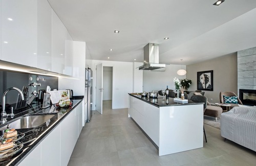 Correeira House | 3 Bed Room Villa in Albufeira + Private Heated Pool (on request)