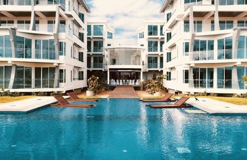 Nilaveli Apartment | 3 Bed rooms Super luxury apartment on Nilaveli beach