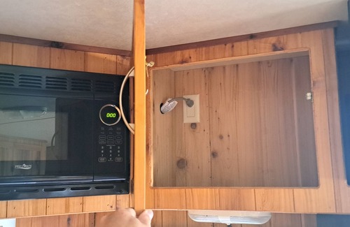 Cloquet House | 3-bed RV in fabulous Cloquet with WiFi, AC. Happy travels