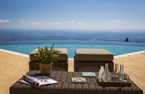 Skala Villa | 3 Bed Skala Villa with Infinity Pool and Sea Views