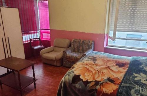 Rosora Apartment | 3 bed - Sleeps 6 - Mountain View - Parking - Pets