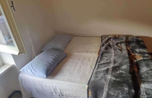 Rosora Apartment | 3 bed - Sleeps 6 - Mountain View - Parking - Pets