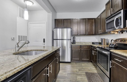 Ocoee Apartment | 3 Bed Stylish Oasis+Fast WiFi+Pool+Gym