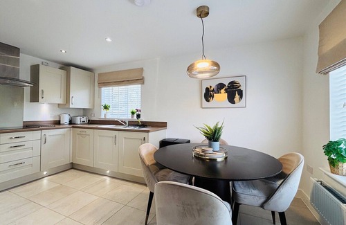 Shrewsbury House | 3 Bed Stylish Shrewsbury Home