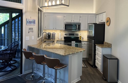 Fontana House | 3 Bedroom - Lake Geneva - Indoor Pool - Abbey Springs 5 Star Resort