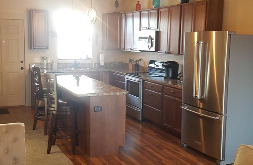 Bozeman Condo | 3 BEDROOM, 2.5 BATH, GARAGE, AC, W/D, WiFi