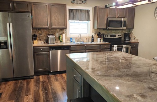 Drasco House | 3-bedroom 2.5 bath lake house in wonderful Drasco with AC, WiFi. Enjoy your stay