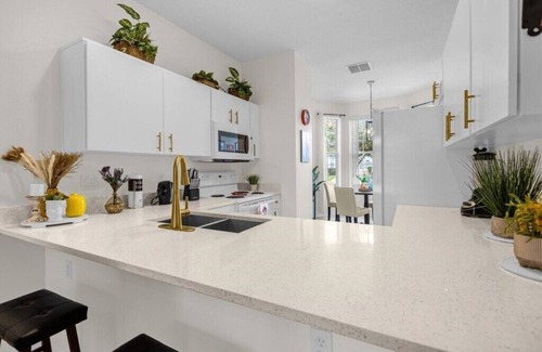 Cumbrian Lakes House | 3 Bedroom/2.5 Bathroom/Fiesta Key (4728HH)