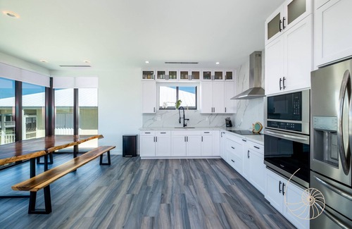 Long Key House | 3 Bedroom/2.5 Bathroom Layton Home with Pool & Dockage