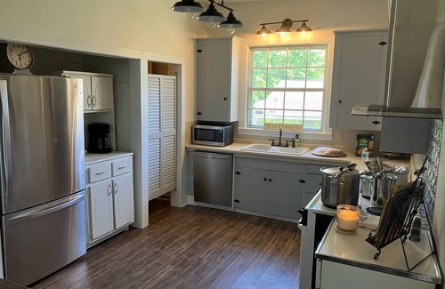 Summit House | 3 bedroom 2 bath Historic Home
