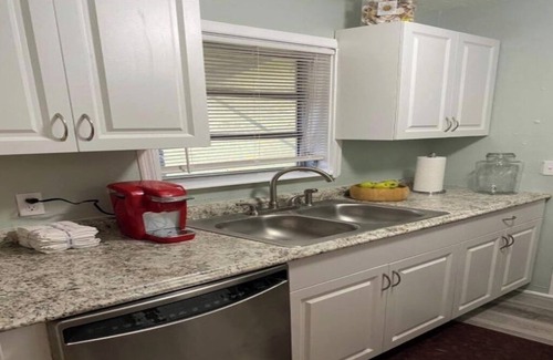 Lake Worth Corridor House | 3 BEDROOM 2 BATH HOUSE PLUS COTTAGE/Fenced Backyard/Patio/Grill/Firepit/Driveway