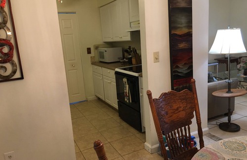 South Gate Ridge House | 3 bedroom/2 bath in a quiet neighborhood. Large backyard with privacy fence.