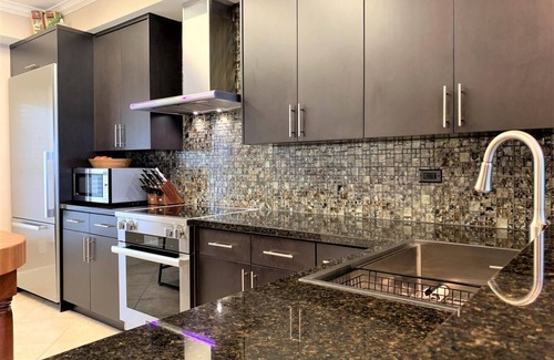 Key West Condo | 3 bedroom 2 bath Ocean front condo on marina with opt boat slip.