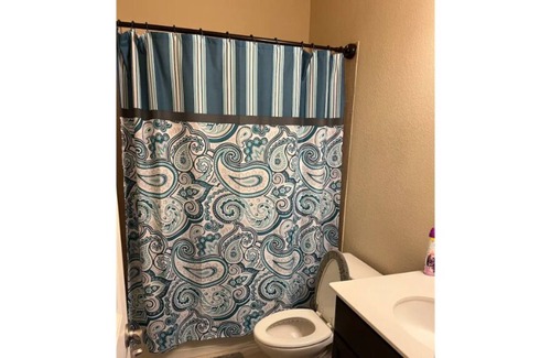 Denton County House | 3-bedroom 2 bath with tvs in all rooms