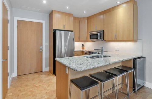 Sicamous Condo | 3 bedroom, 2 bathroom condo on Mara Lake with Pool and Boat Slip