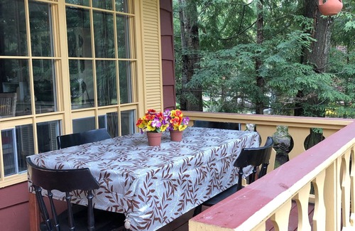 Tiny Ski Chalet | 3 bedroom, 2 bathroom chalet; 3 minute walk to pristine beach; dog friendly