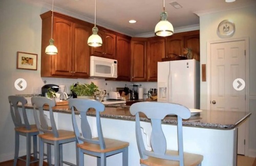 Lewes Condo | 3 Bedroom, 2 Bathroom Lewes Condo with Pool: Walking distance to Nassau Vineyard