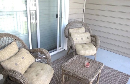 Lewes Condo | 3 Bedroom, 2 Bathroom Lewes Condo with Pool: Walking distance to Nassau Vineyard