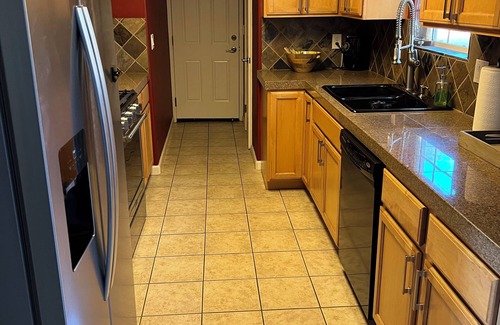 Clearlake House | 3 bedroom 2 story home, Nice an cozy for family vacation or business/work trips