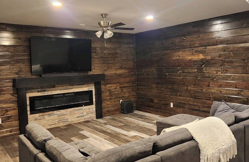 Arrow Point House | 3-bedroom 3 bath House at Sweetwater Beach. Kings River Arm of Table Rock Lake