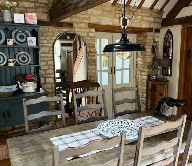 Chadlington House | 3 BEDROOM 5* BARN CONVERSION COTSWOLDS