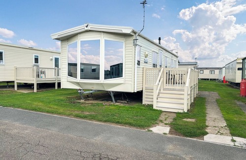 Great Yarmouth Cottage | 3 bedroom accommodation in California Cliffs