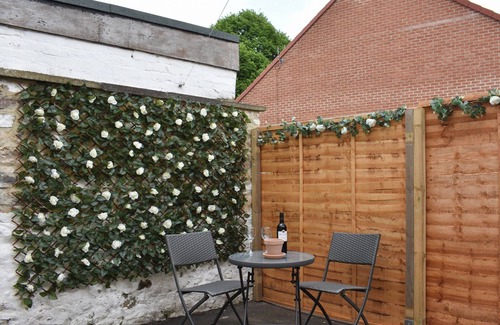 Newton Aycliffe Cottage | 3 bedroom accommodation in Aycliffe Village