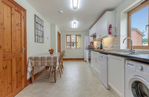Woolland Cottage | 3 bedroom accommodation in Blandford Forum