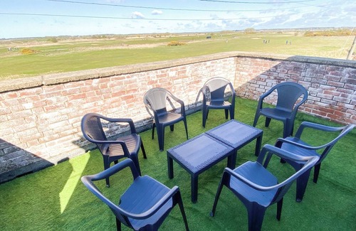 Felixstowe Cottage | 3 bedroom accommodation in Felixstowe Ferry