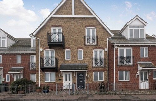 Hopton Cottage | 3 bedroom accommodation in Gorleston-on-Sea