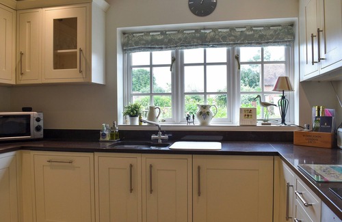 Horsted Keynes Cottage | 3 bedroom accommodation in Horsted Keynes