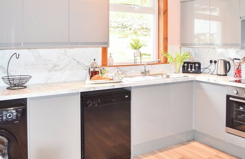 Newton Stewart Cottage | 3 bedroom accommodation in Glenluce, near Stranraer