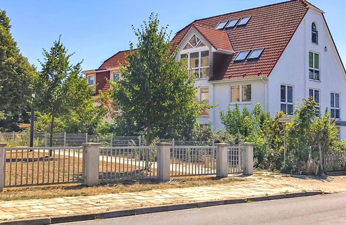 Neubrandenburg Apartment | 3 bedroom accommodation in Neubrandenburg