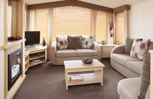 Allerton Cabin | 3 bedroom accommodation in Allerton, Knaresborough