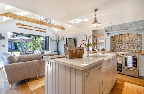 West Mersea Cottage | 3 bedroom accommodation in Mersea Island