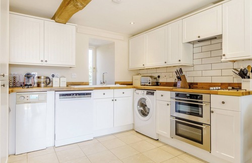 Kemble Cottage | 3 bedroom accommodation in Kemble, near Cirencester