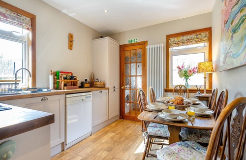 Pitlochry Cottage | 3 bedroom accommodation in Loch Tummel