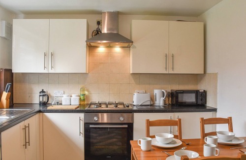 Abercwmboi Cottage | 3 bedroom accommodation in Troedyrhiw, near Merthyr Tydfil