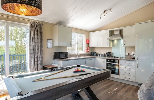Raywell Ski Chalet | 3 bedroom accommodation in Raywell, Beverley