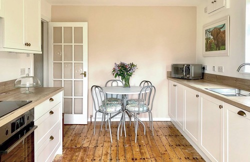 Invergordon Cottage | 3 bedroom accommodation in Tarbat, Invergordon