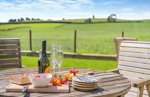 Milnthorpe Cottage | 3 bedroom accommodation in Ackenthwaite, near Arnside