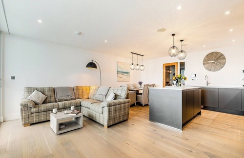 Carlyon Bay Cottage | 3 bedroom accommodation in Carlyon Bay, near Saint Austell